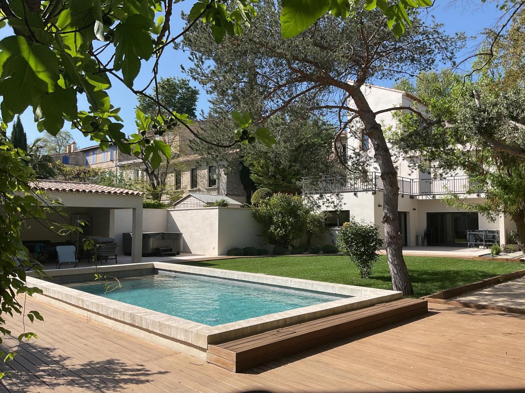 La Maison De L'olivier 3* Avignon